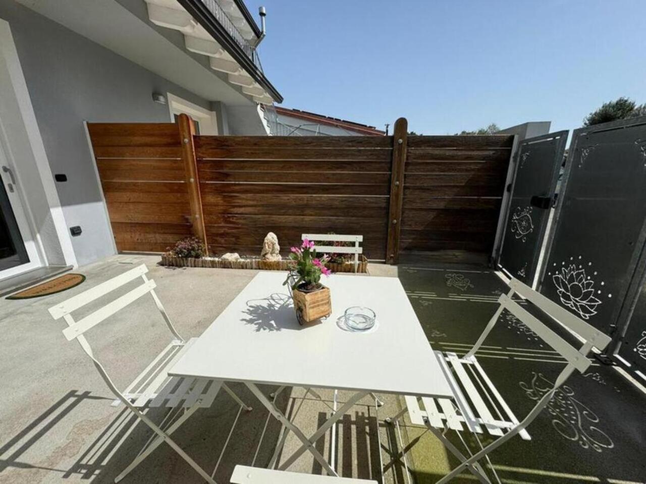 Moderno E Confortevole Appartamento, Wi-Fi E Parcheggio Gratuito Sanluri Exterior foto