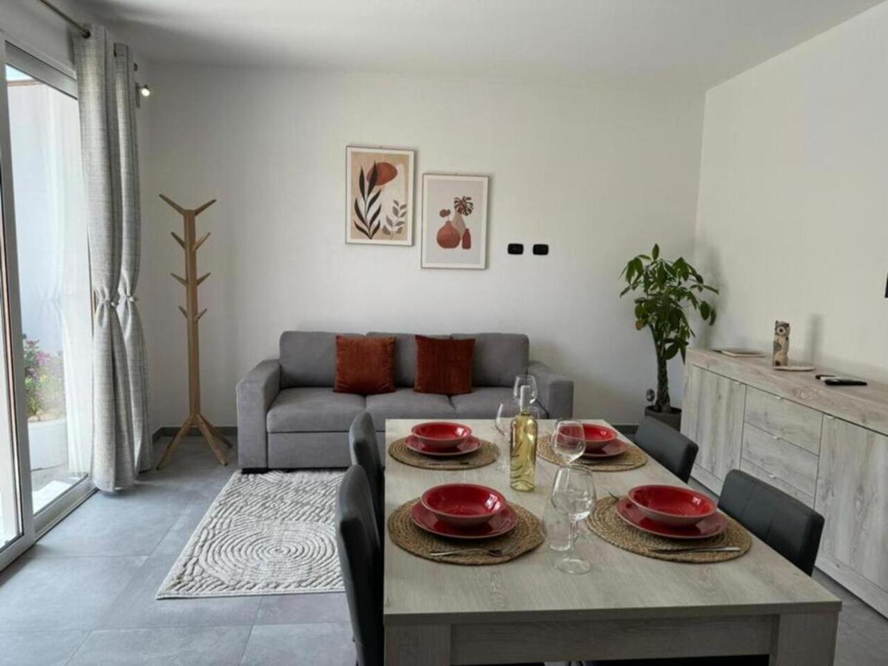 Moderno E Confortevole Appartamento, Wi-Fi E Parcheggio Gratuito Sanluri Exterior foto