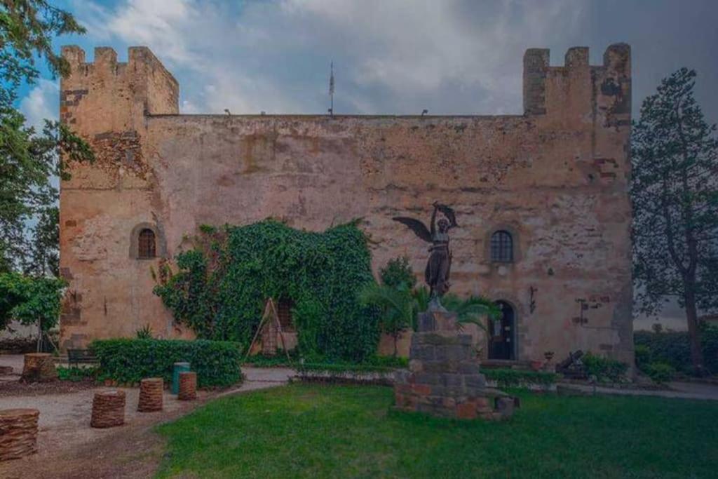 Moderno E Confortevole Appartamento, Wi-Fi E Parcheggio Gratuito Sanluri Exterior foto