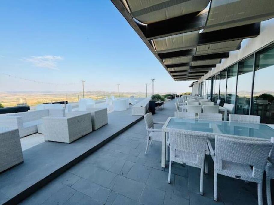 Moderno E Confortevole Appartamento, Wi-Fi E Parcheggio Gratuito Sanluri Exterior foto